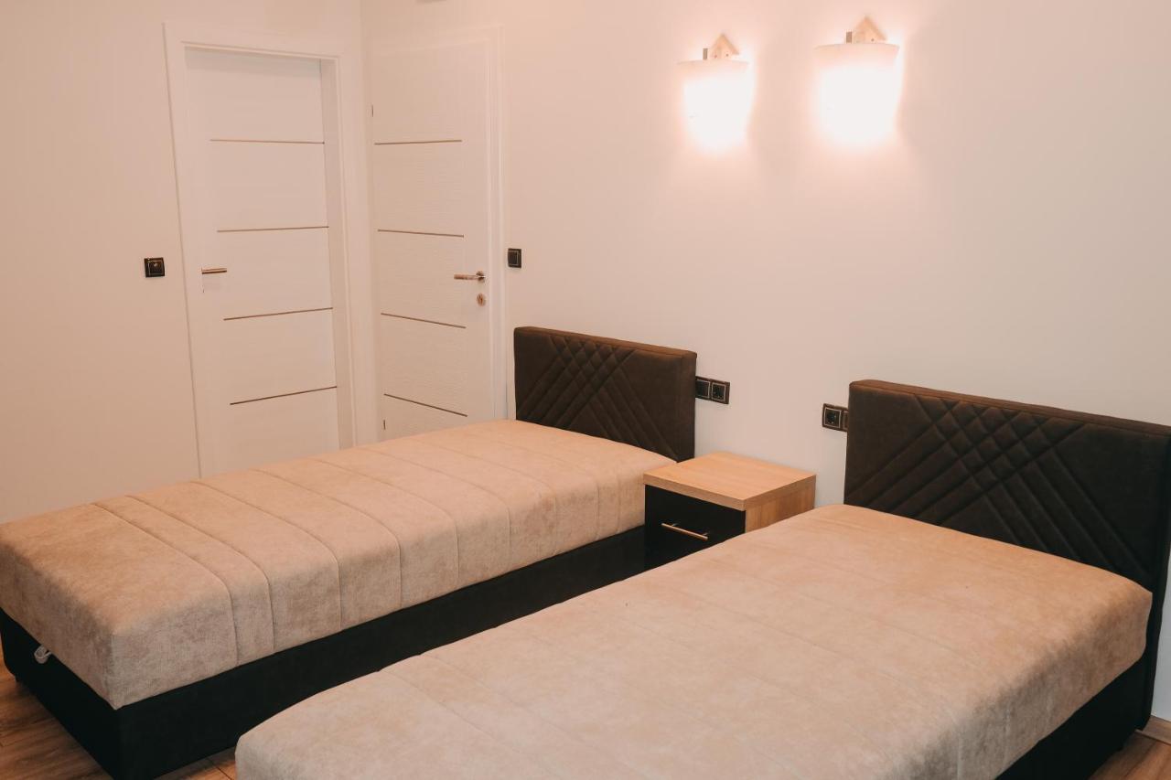 Prenociste & Restoran - Kasic Bed and Breakfast Brodarevo Eksteriør billede